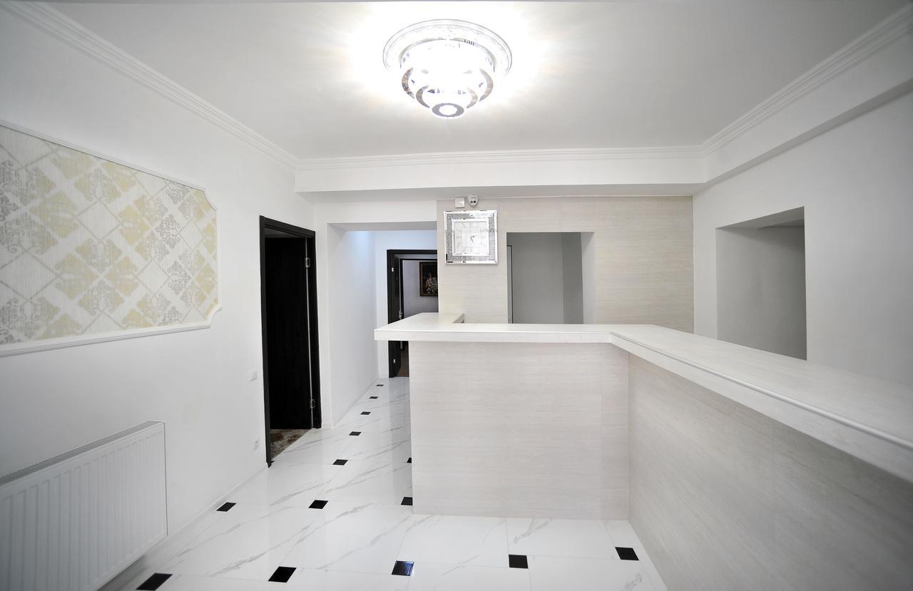 Rk City Hotel Tbilisi Luaran gambar