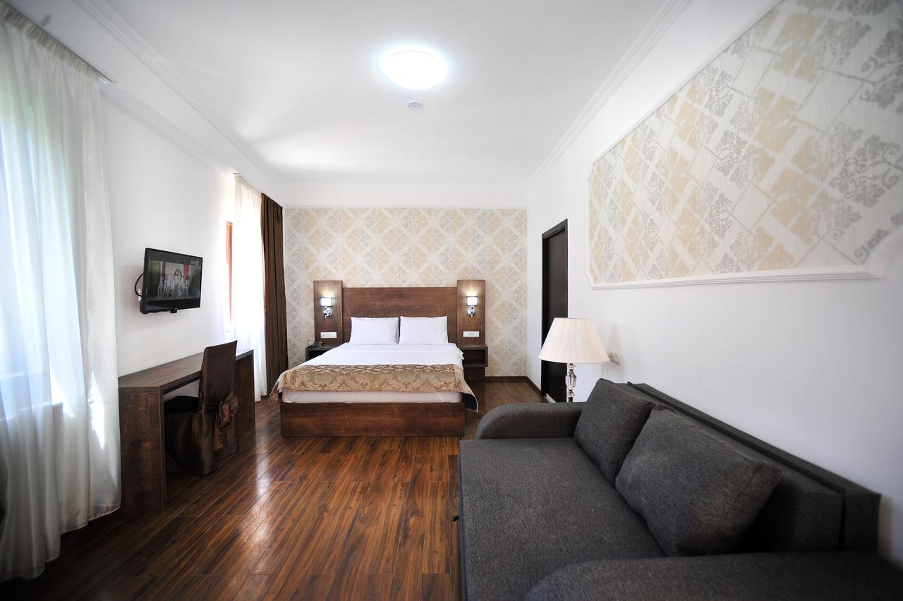 Rk City Hotel Tbilisi Luaran gambar